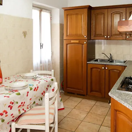 Σπίτι διακοπών Locazione Turistica Casa Di Pietro - Cox115 *